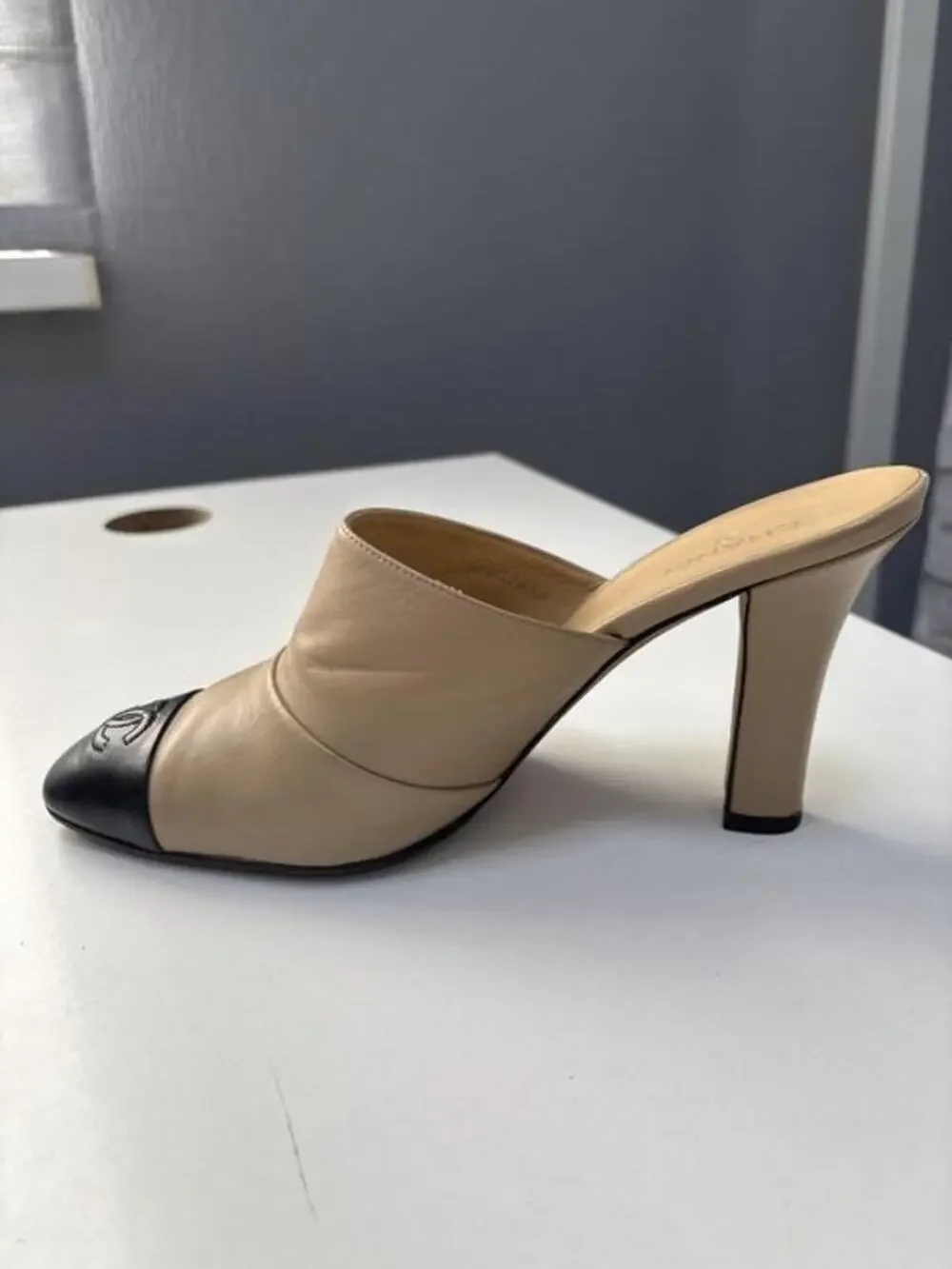 Chanel Beige & Black Leather Mules Size 40
